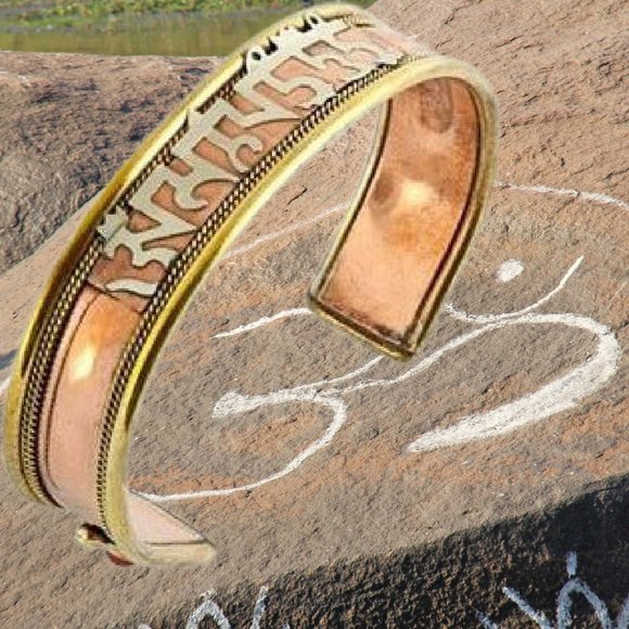 Om Mani Padme Hum Tibetan Bracelet with Orange Stone Accents - Picture 2 of 2